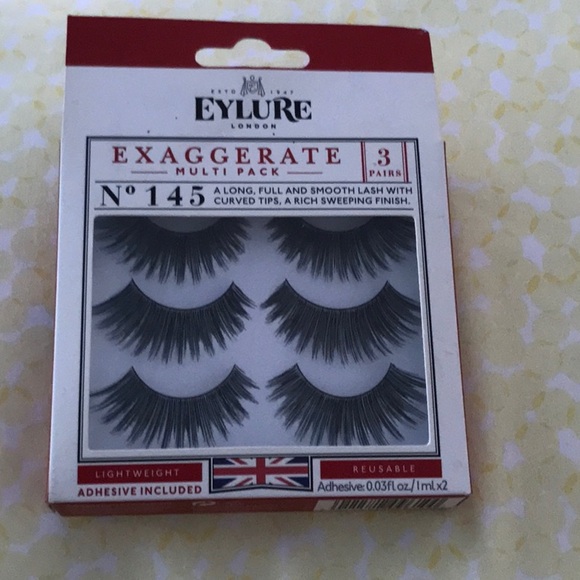 Eylure Exaggerate No. 145 Black Lashes NIB - Picture 1 of 6